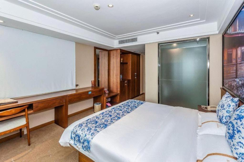 Kaibin International Hotel ג'ינגדג'ן מראה חיצוני תמונה